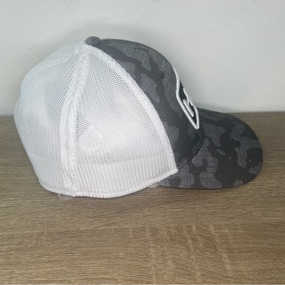 Huk Fishing Performance Hat Mens L-XL Mesh Black Gray White Polyester Spandex - Picture 8 of 16